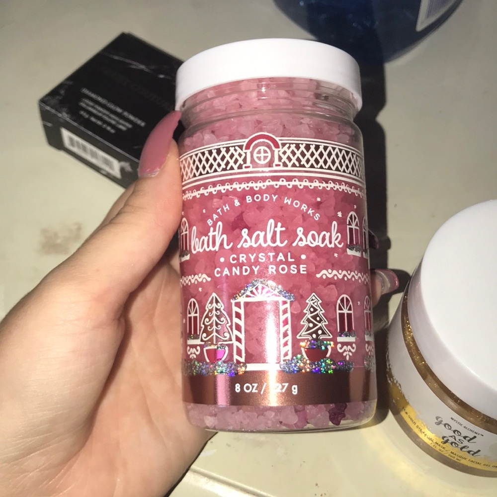Face mask and bath and body works bath salt